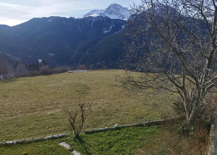 Casa Marco Couette-café Gistaín